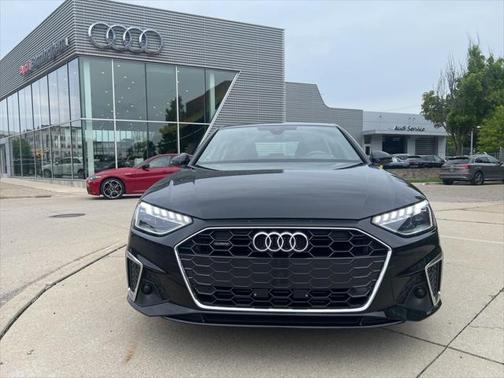 2024 Audi A4 Premium 45 TFSI S line quattro S tronic