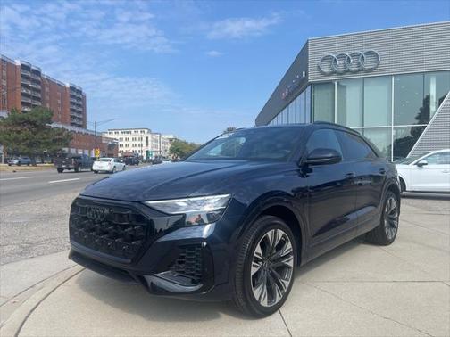 2025 Audi Q8 Premium 55 TFSI quattro