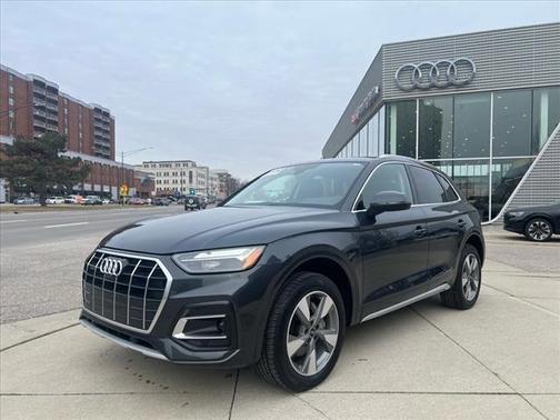 2024 Audi Q5 Premium Plus 40 TFSI quattro S tronic