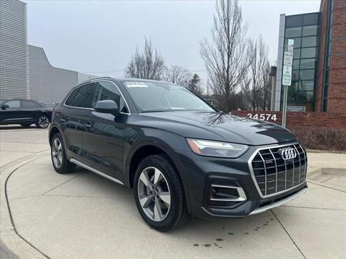 2024 Audi Q5 Premium Plus 40 TFSI quattro S tronic