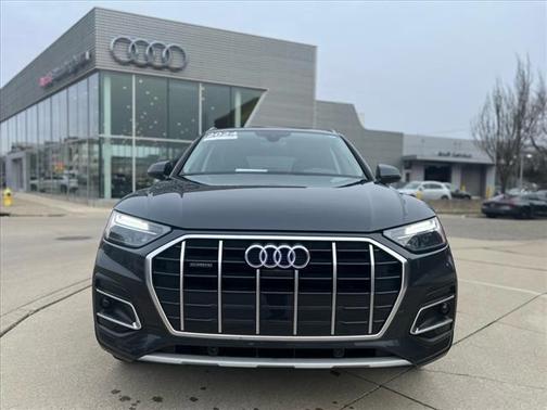 2024 Audi Q5 Premium Plus 40 TFSI quattro S tronic