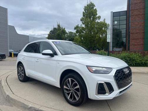 2022 Audi Q5 Premium Plus 45 TFSI S line quattro S tronic