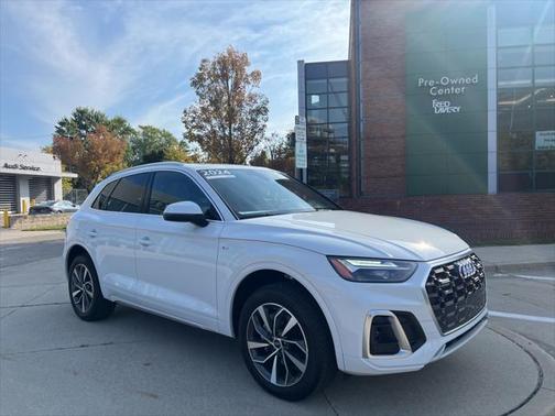 2024 Audi Q5 Premium 45 TFSI S line quattro