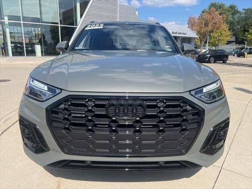 2025 Audi Q5 Premium Plus 45 TFSI S line quattro S tronic
