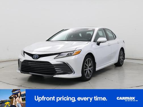 2023 Toyota Camry Hybrid XLE