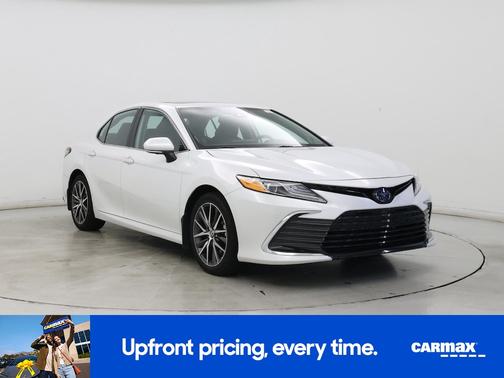 2023 Toyota Camry Hybrid XLE