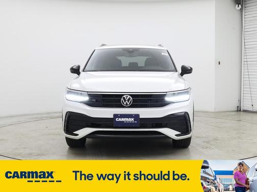 2022 Volkswagen Tiguan SE R-Line Black