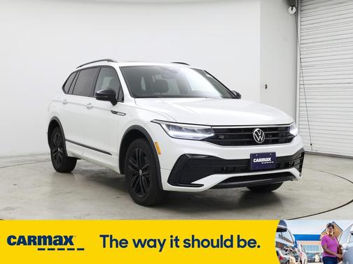 2022 Volkswagen Tiguan SE R-Line Black