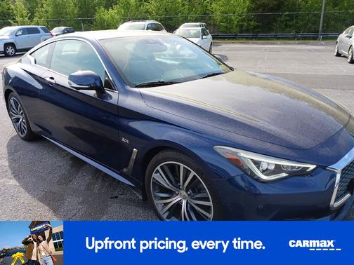 2017 INFINITI Q60 Premium