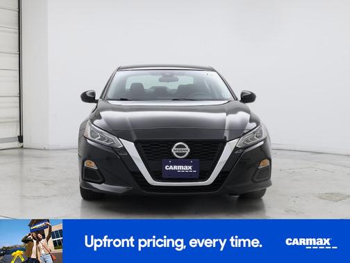 2022 Nissan Altima SV