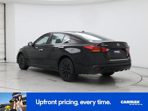 2022 Nissan Altima SV