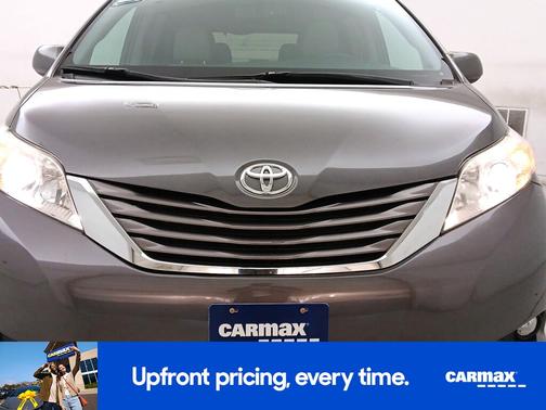 2017 Toyota Sienna XLE Premium