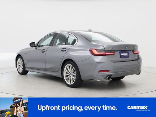 2024 BMW 330e xDrive30e