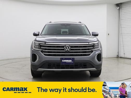 2024 Volkswagen Atlas SE w/Tech