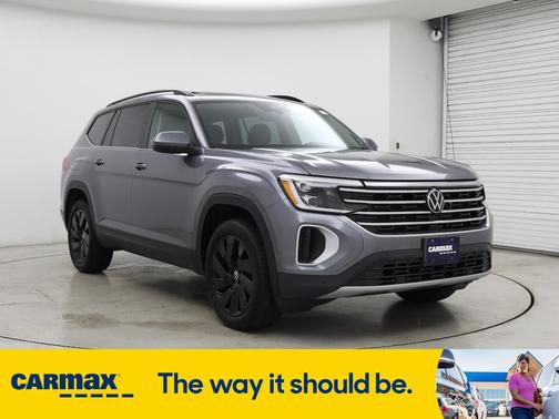 2024 Volkswagen Atlas SE w/Tech