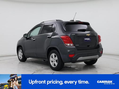 Gray 2018 Chevrolet Trax LT