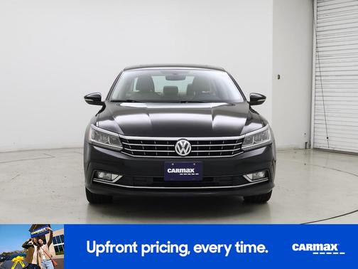 2017 Volkswagen Passat SE
