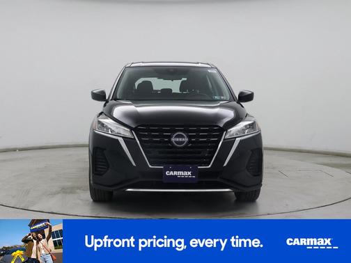 Black 2024 Nissan Kicks S