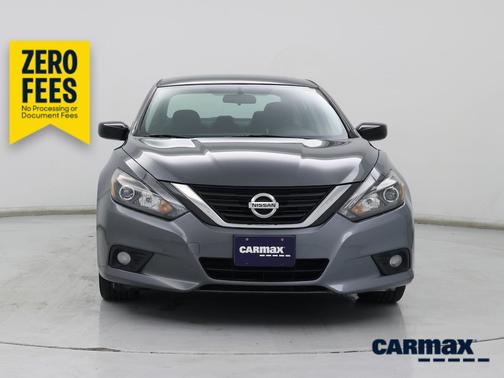 Gray 2017 Nissan Altima SR