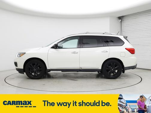 2017 Nissan Pathfinder Platinum
