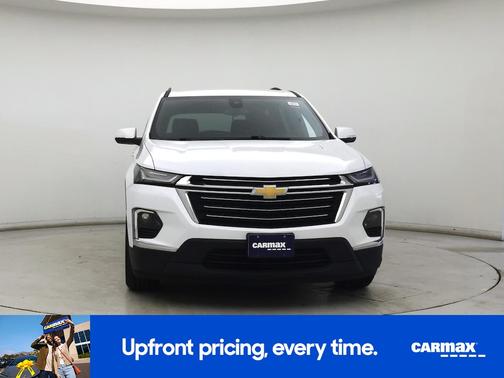 White 2023 Chevrolet Traverse LT Leather