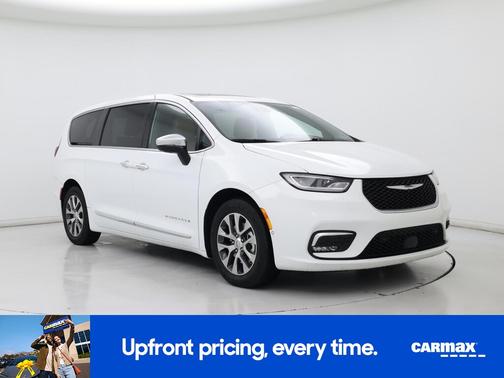 2023 Chrysler Pacifica Hybrid Pinnacle