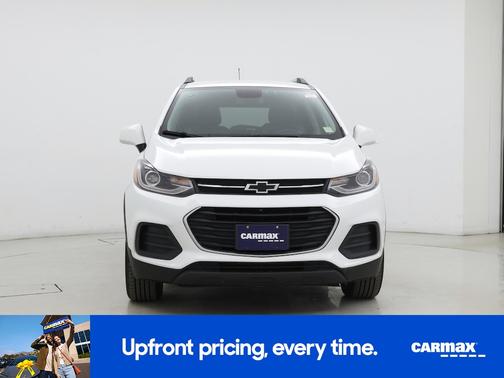 White 2022 Chevrolet Trax LT