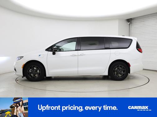 2023 Chrysler Pacifica Hybrid Limited
