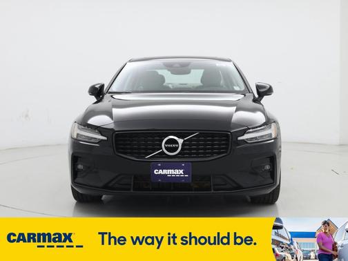 2022 Volvo S60 B5 Inscription