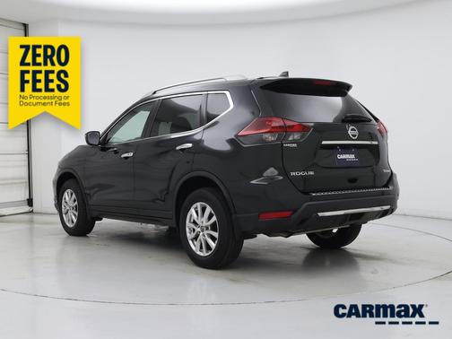 Green 2019 Nissan Rogue SV