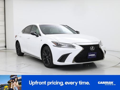White 2025 Lexus ES 350 F-SPORT Handling