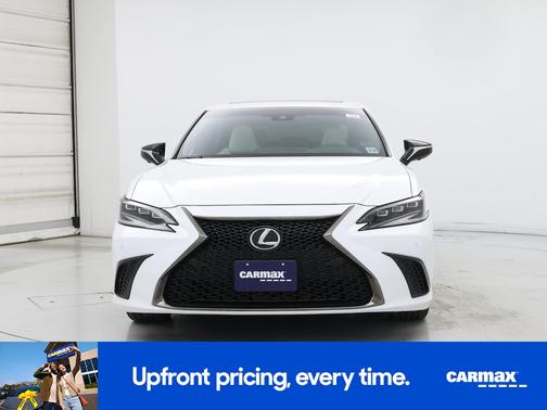 White 2025 Lexus ES 350 F-SPORT Handling