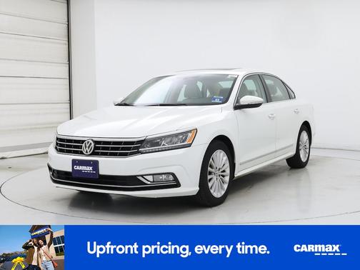White 2016 Volkswagen Passat SE