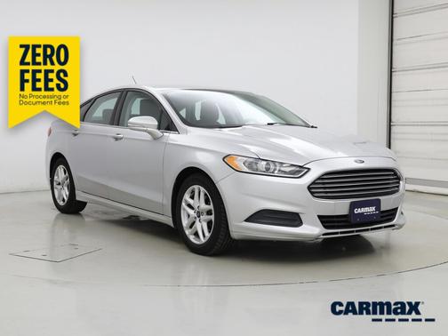 Silver 2015 Ford Fusion SE