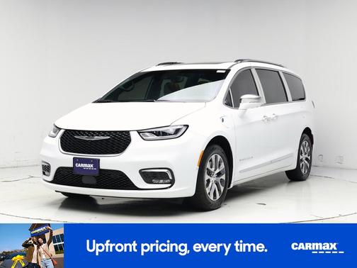 2024 Chrysler Pacifica Hybrid Pinnacle