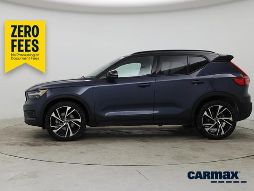 Blue 2022 Volvo XC40 T5 R-Design