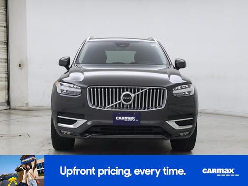 2023 Volvo XC90 B6 Plus