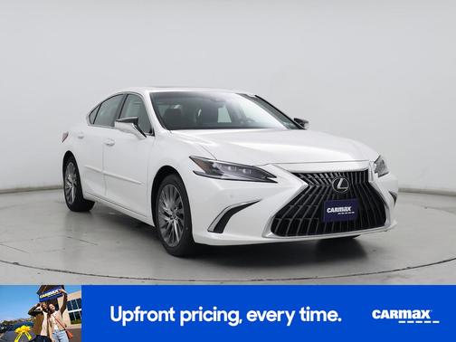 2023 Lexus ES 300h Ultra Luxury