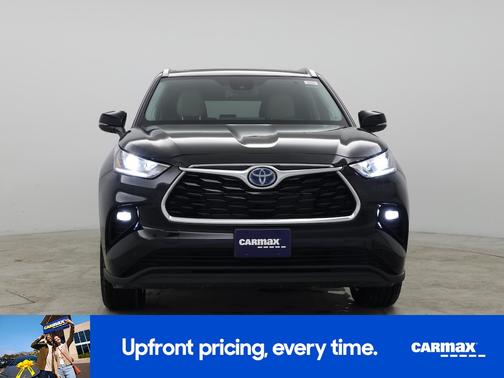 Black 2024 Toyota Highlander Hybrid Limited