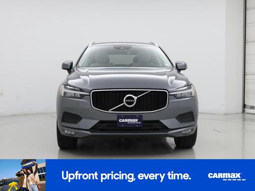 2021 Volvo XC60 T5 Momentum