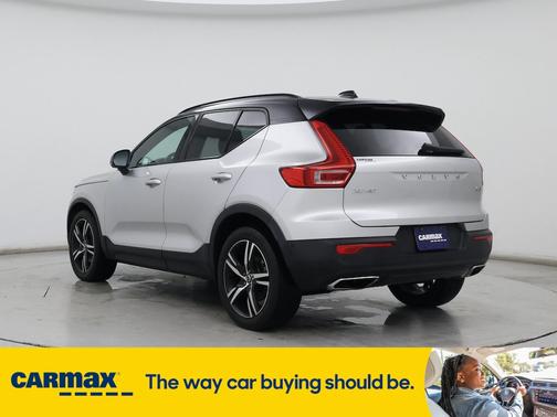 2019 Volvo XC40 T5 R-Design