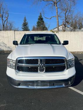 2015 RAM 1500 SLT