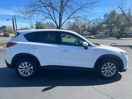 2016 Mazda CX-5 Sport