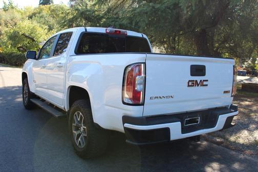 2017 GMC Canyon SLE