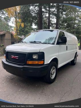 2009 GMC Savana 3500 Base