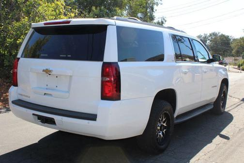 2015 Chevrolet Suburban 1500 LT