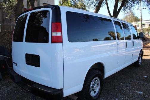 2014 Chevrolet Express 3500 LS