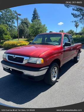 2000 Mazda B2500 SE