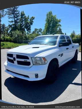 Bright White 2020 RAM 1500 Classic Express