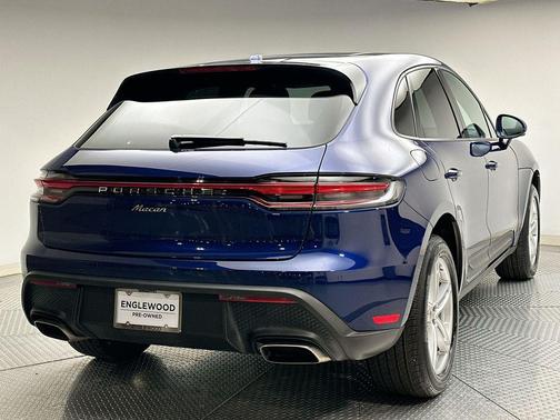 2024 Porsche Macan Base